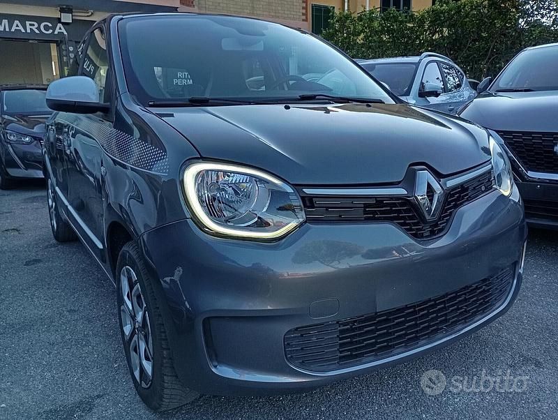 Usata Renault Twingo LIMITED 65 CV (47 kW) 2021 Grigio Utilitaria
