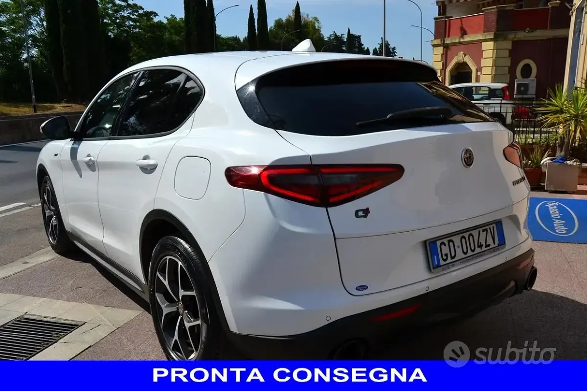 Usata Alfa Romeo Stelvio Sprint 190 CV (139 kW) 2021 Bianco SUV
