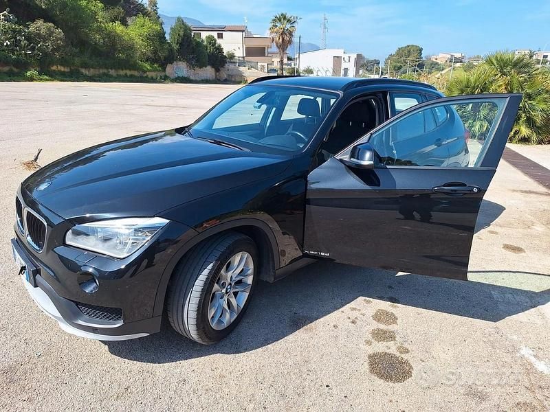 Usata BMW X1 143 CV (105 kW) 2015 Nero SUV