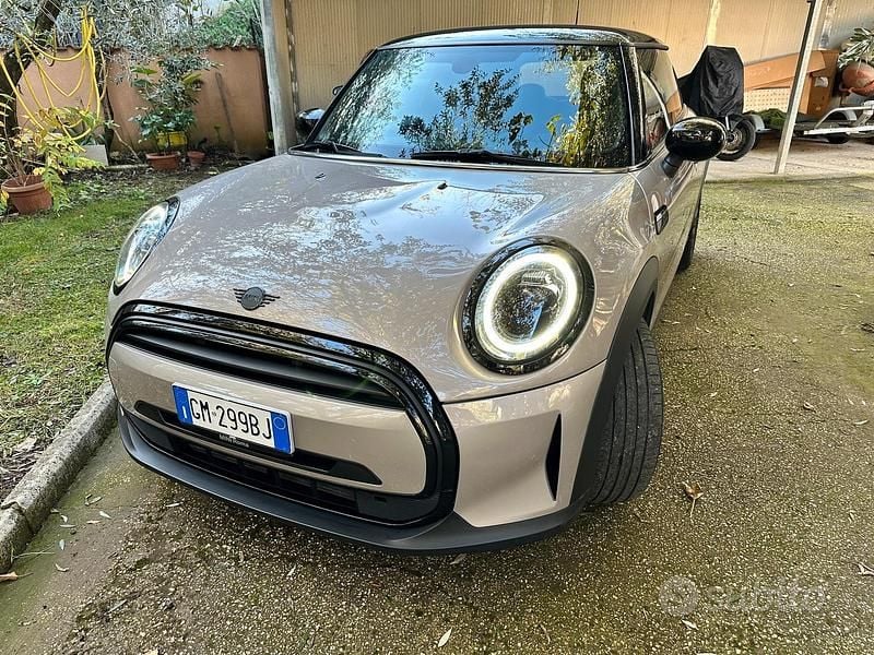 Usata 2022 Mini Cooper Due volumi | 22.900 € (Buon prezzo) - Immagine 1/4