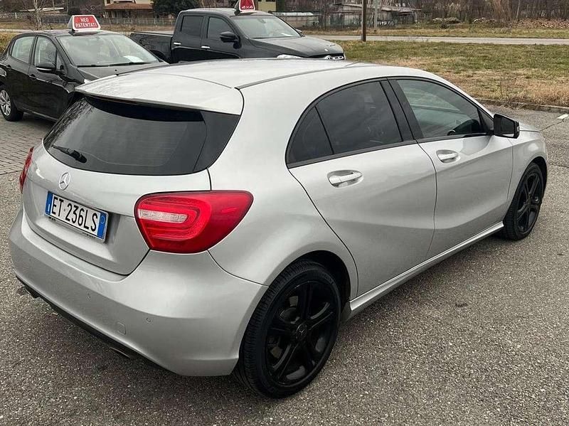 Usata Mercedes A250 211 CV (155 kW) 2014 Argento Berlina