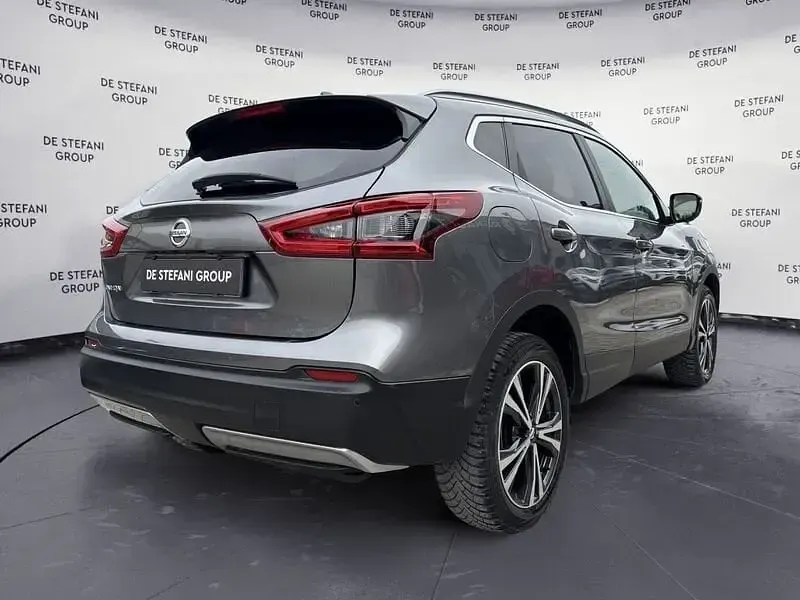 Gebraucht Nissan Qashqai Tekna 150 PS (110 kW) 2021 Grau SUV