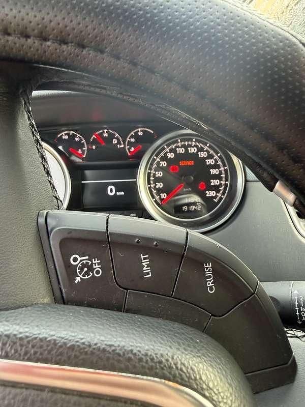 Usata Peugeot 508 SW Active 114 CV (83 kW) 2015 Grigio Station wagon