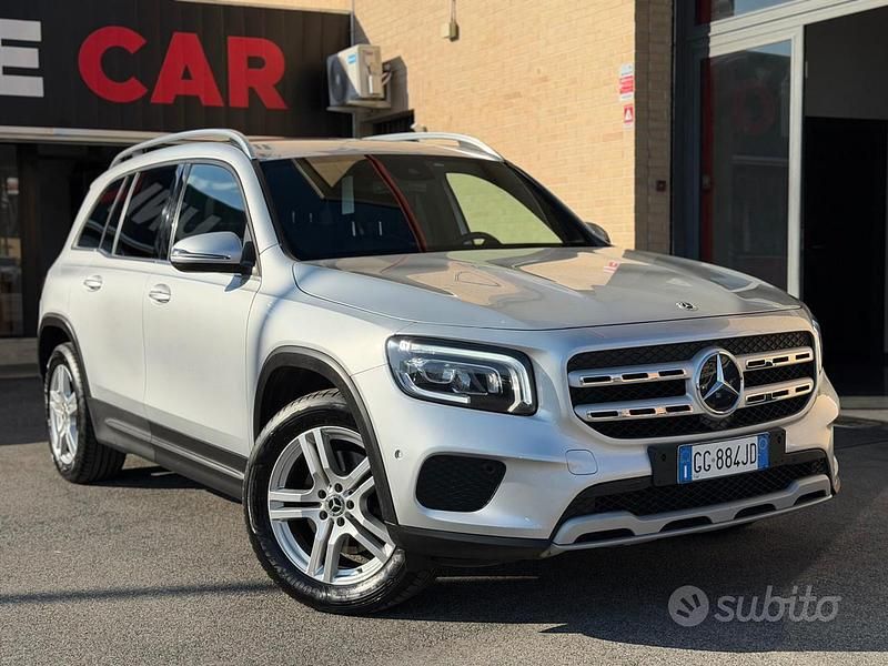Usata Mercedes GLB180 Business 116 CV (85 kW) 2021 Grigio SUV