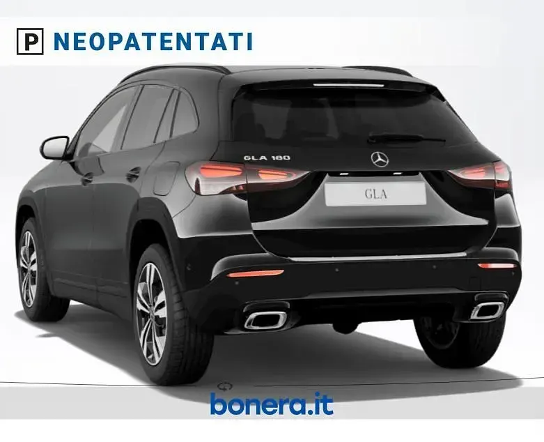 Nuova Mercedes GLA180 Progressive 136 CV (100 kW) 2026 Nero SUV