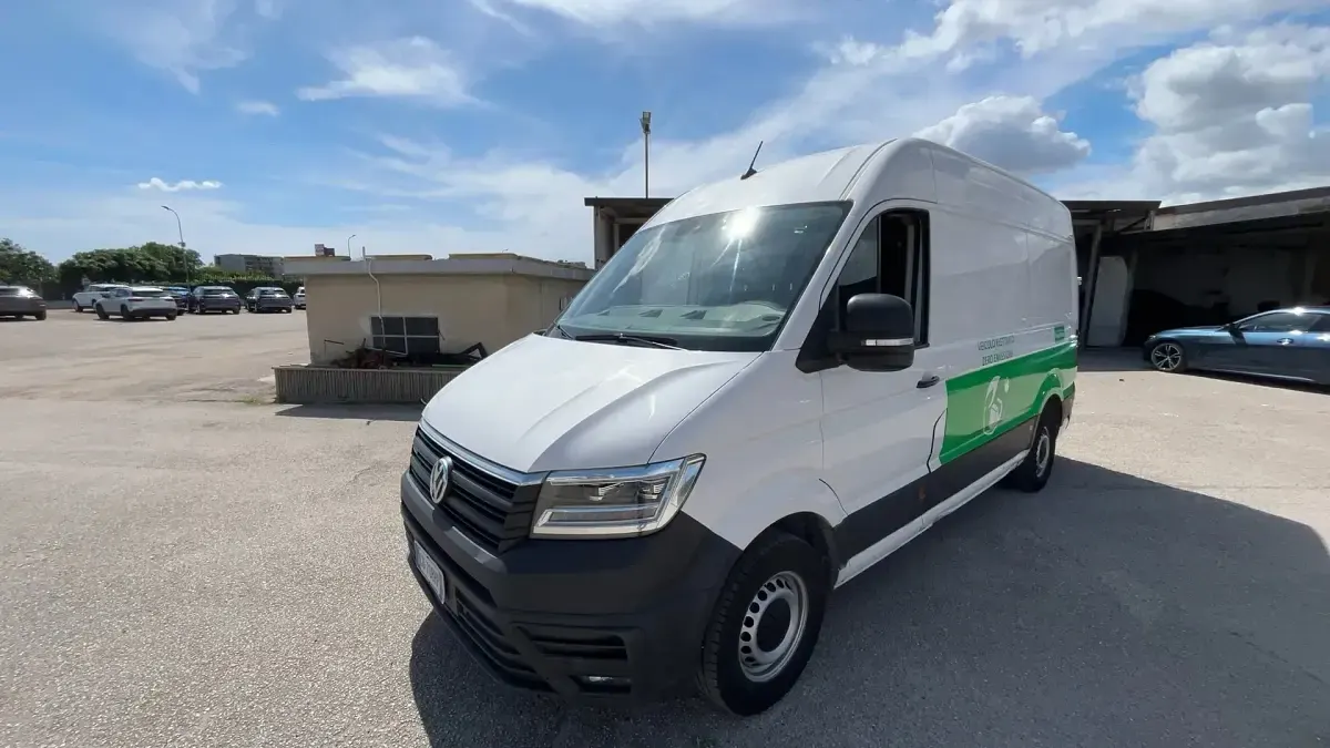 Usata VW e-Crafter 100 kW (136 CV) 2020 Bianco candy Furgone