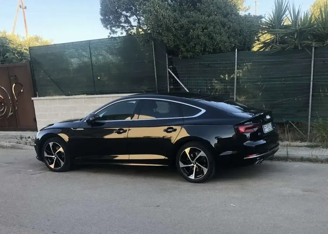 Usata Audi A5 Sportback Business 190 CV (139 kW) 2018 Nero Utilitaria