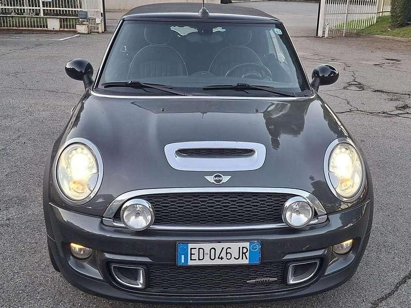 Usata Mini John Cooper Works Cabriolet 211 CV (155 kW) 2010 Grigio Cabrio