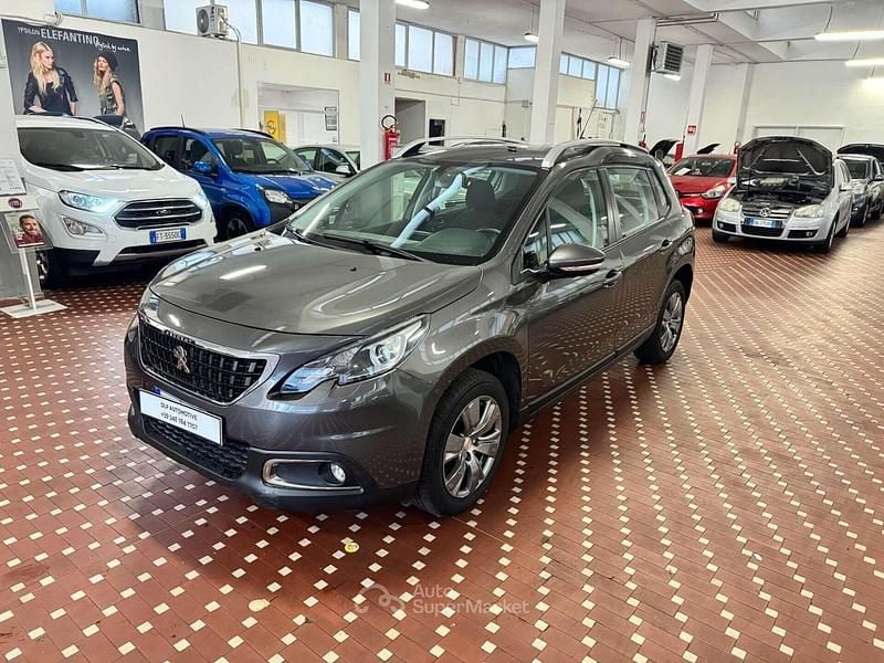 Grigio Usata 2017 Peugeot 2008 Active SUV | 6900 € (Super prezzo) - Immagine 1/4