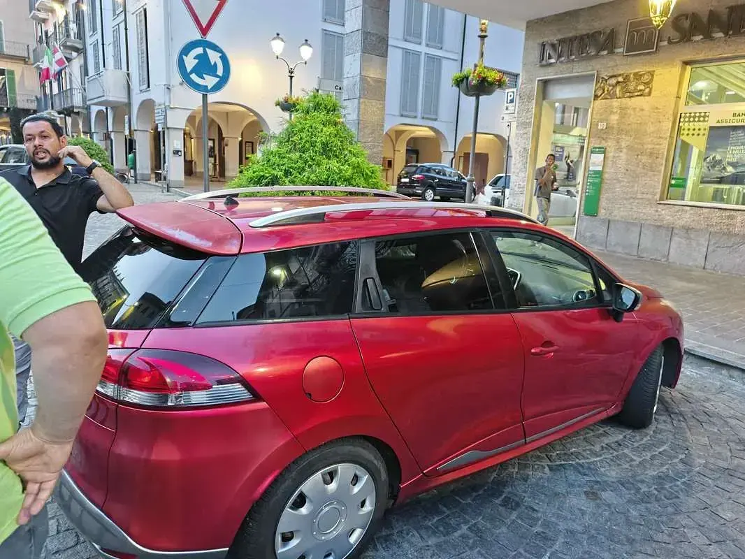 Usata Renault Clio GT 120 CV (88 kW) 2015 Utilitaria