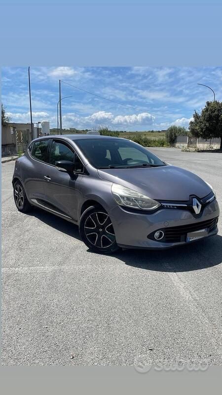 Usata Renault Clio IV 75 CV (55 kW) 2014 Grigio Utilitaria