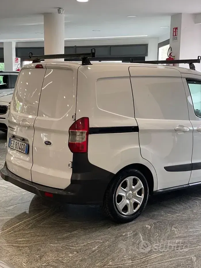 Usata Ford Transit Courier 76 CV (55 kW) 2015 Bianco Furgone