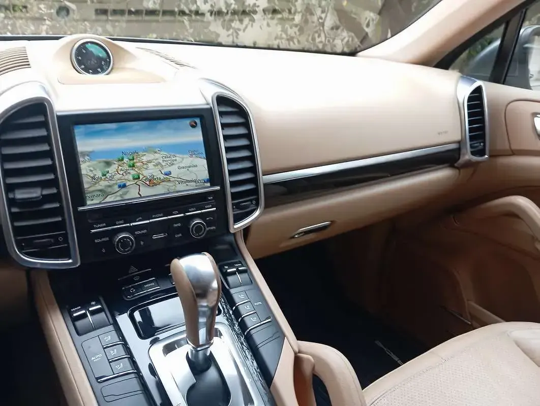 Usata Porsche Cayenne 239 CV (175 kW) 2010 SUV