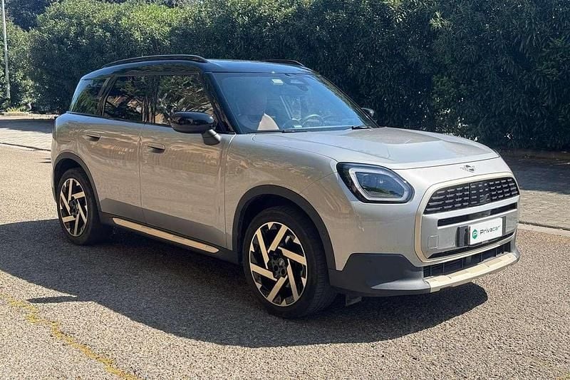 Gebraucht Mini Cooper Countryman Favoured 156 PS (114 kW) 2025 Grau SUV