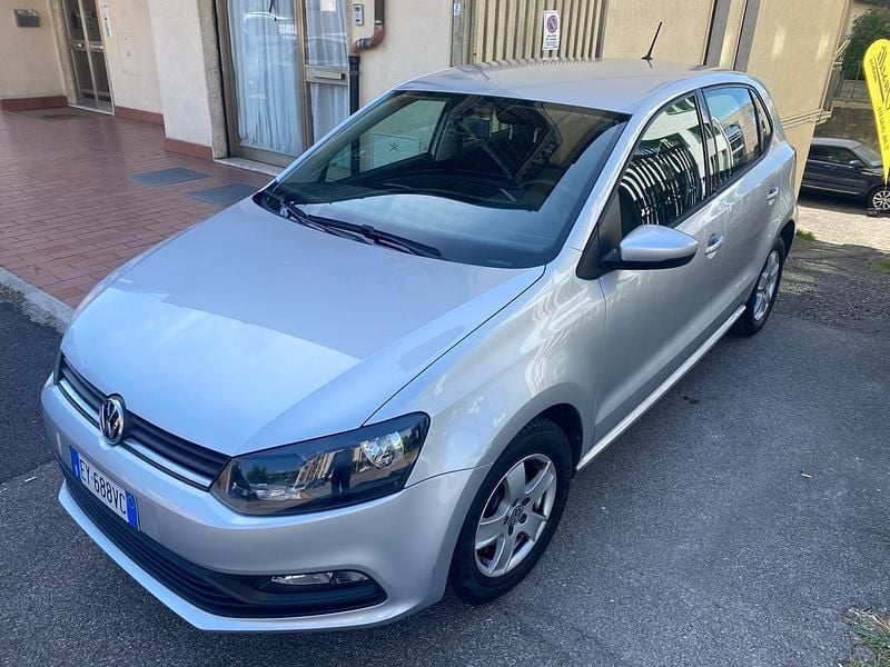 Usata VW Polo Trendline 60 CV (44 kW) 2015 Argento Berlina
