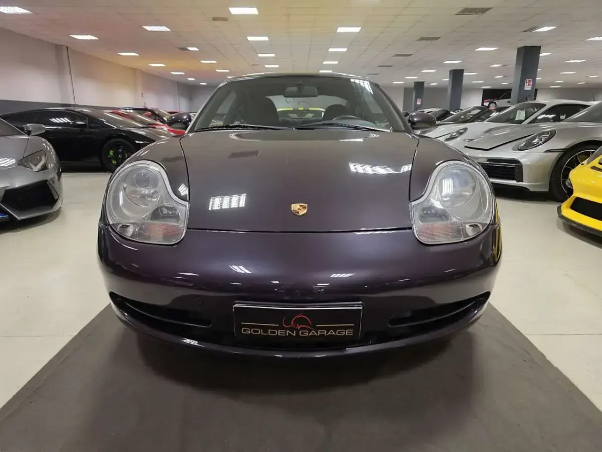 Usata Porsche 911 Carrera 4 300 CV (220 kW) 2000 Viola Coupé