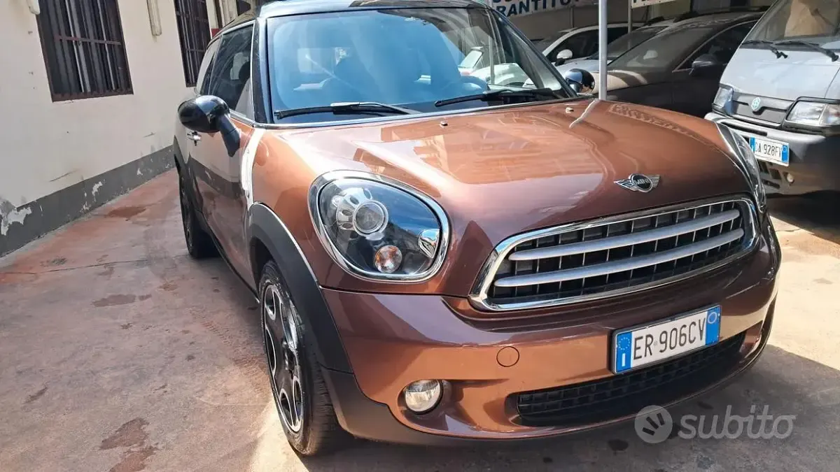 Usata Mini Cooper Coupé 122 CV (89 kW) 2013 Marrone Coupé