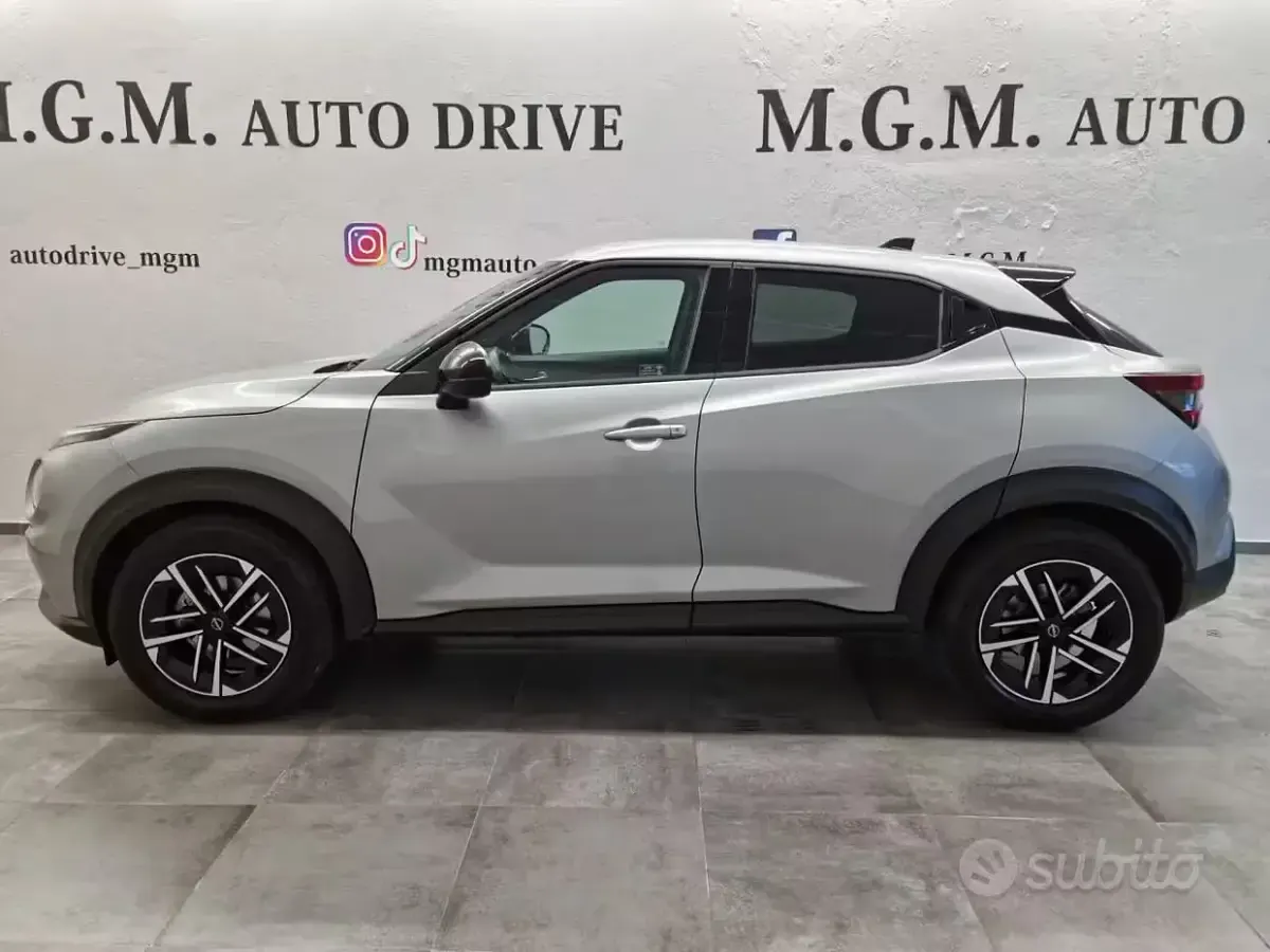 Usata Nissan Juke N-Connecta 114 CV (83 kW) 2025 Grigio SUV
