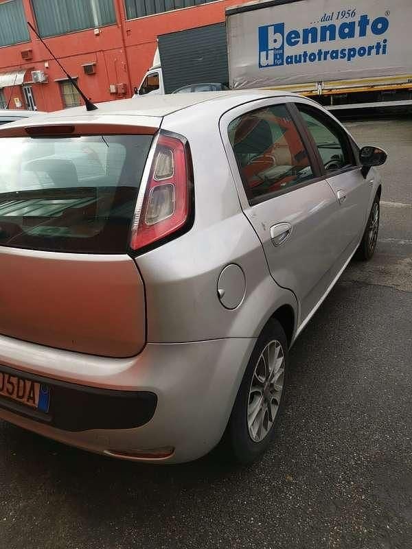 Usata Fiat Punto Evo Dynamic 75 CV (55 kW) 2010 Utilitaria