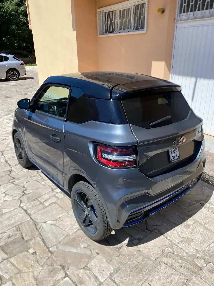 Usata Ligier JS50 2025 Grigio Utilitaria