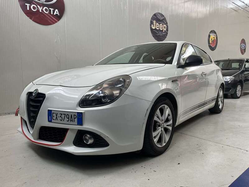 Other Usata 2015 Alfa Romeo Giulietta Distinctive Due volumi | 7500 € (Buon prezzo) - Immagine 1/4