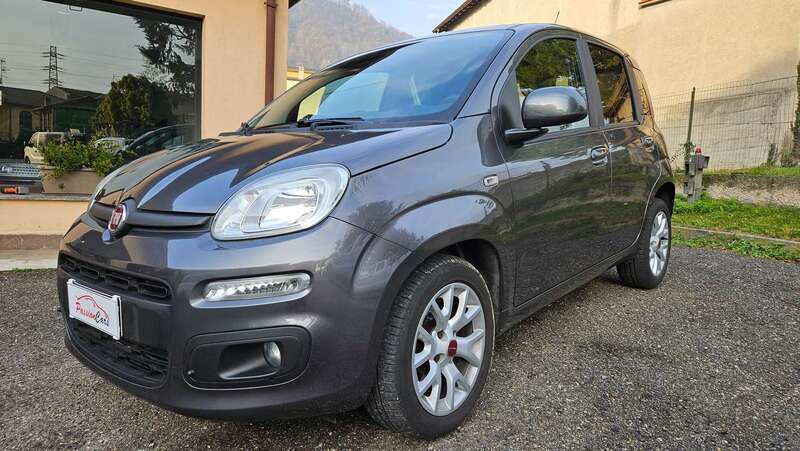 Usato 2018 Fiat Panda 1.2 Benzin 69 CV (12.500 €)
