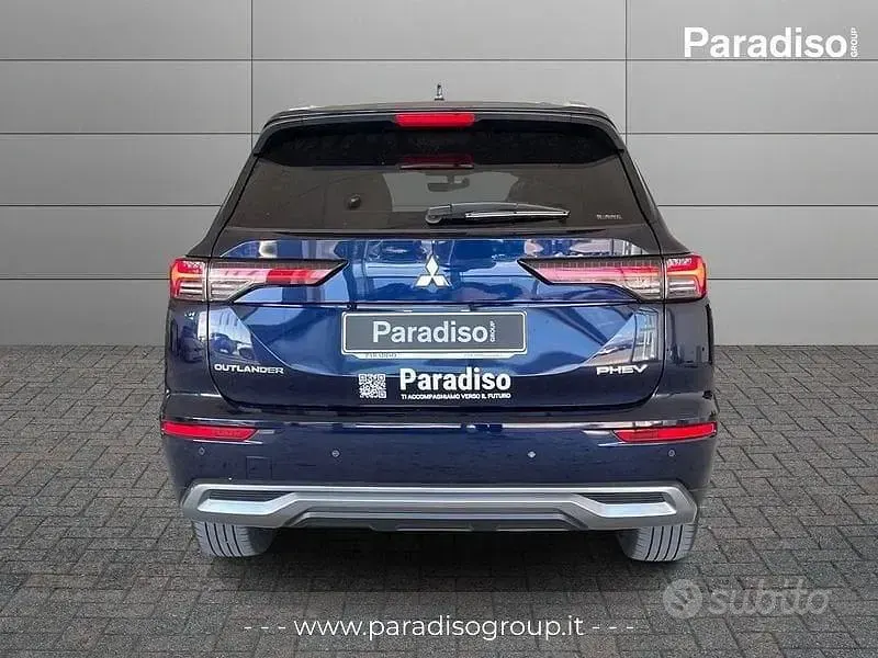 Nuova Mitsubishi Outlander Intense 306 CV (225 kW) 2026 Blu SUV