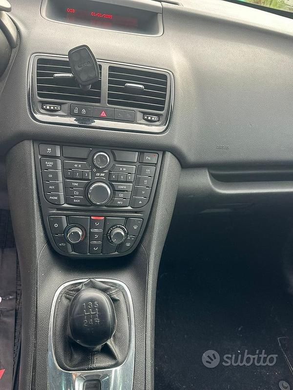 Usata Opel Meriva 2010 Grigio Monovolume