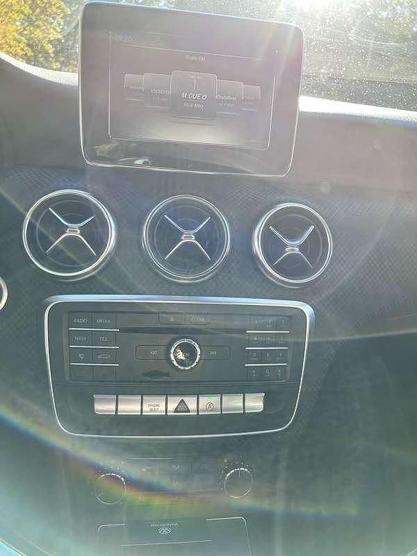 Usata Mercedes A200 Business 136 CV (100 kW) 2017 Berlina