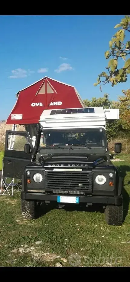 Usata Land Rover Defender SE 122 CV (89 kW) 2008 Verde Station wagon