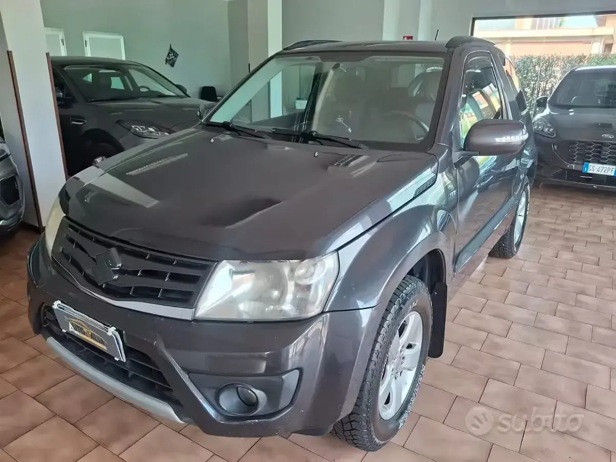 Usata Suzuki Grand Vitara 129 CV (94 kW) 2013 SUV