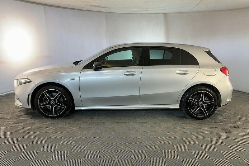 Usata Mercedes A250 Premium 218 CV (160 kW) 2021 Argento