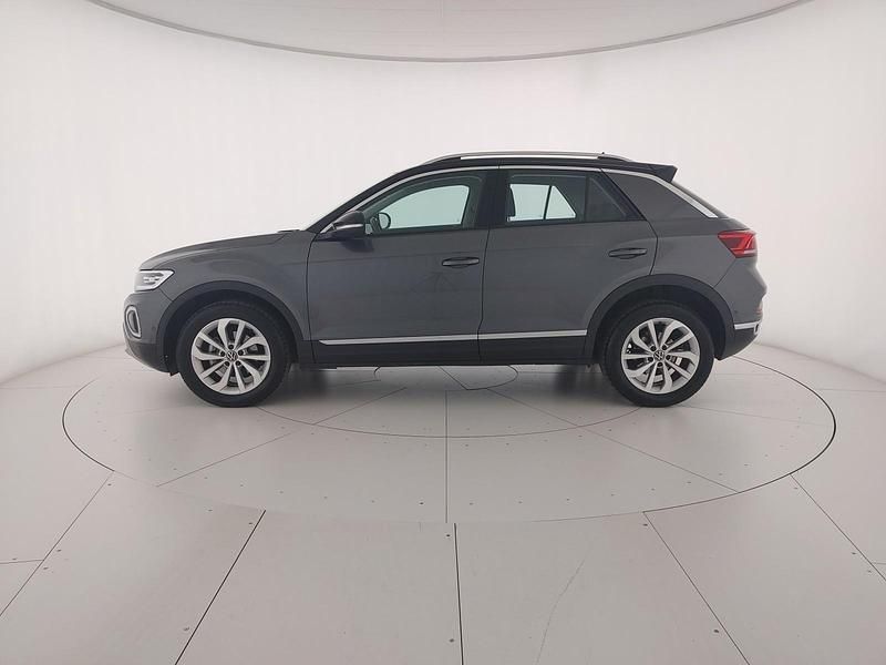 Usata VW T-Roc Style 116 CV (85 kW) 2025 Indium grey metallizzato nero SUV