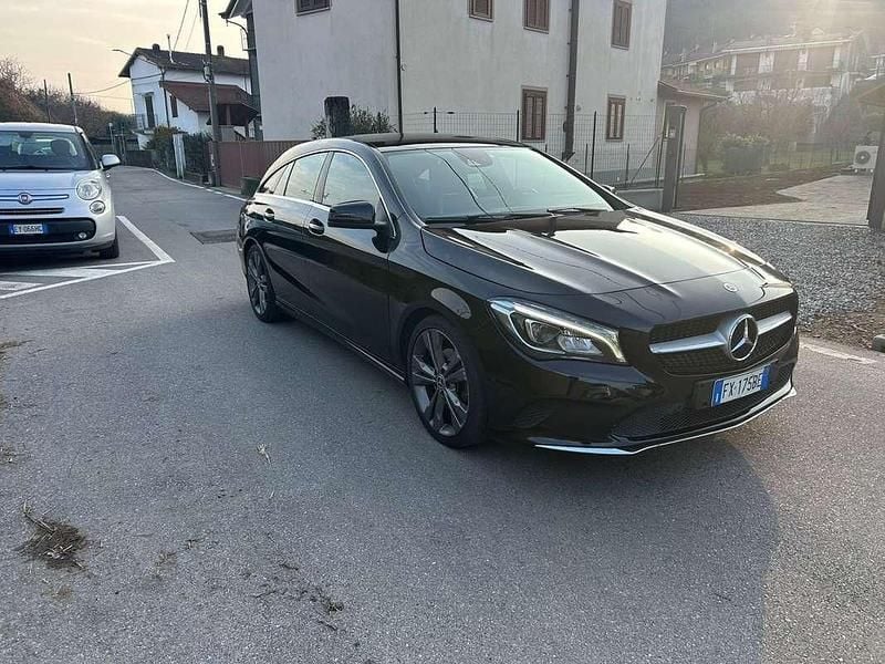 Usata Mercedes CLA180 Shooting Brake Business 136 CV (100 kW) 2019 Station wagon