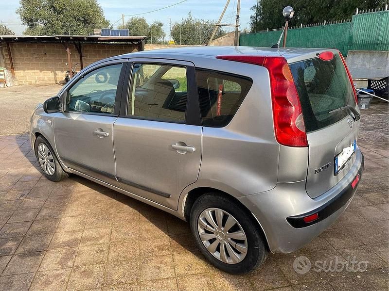 Usata Nissan Note 90 CV (66 kW) 2008 Grigio Monovolume