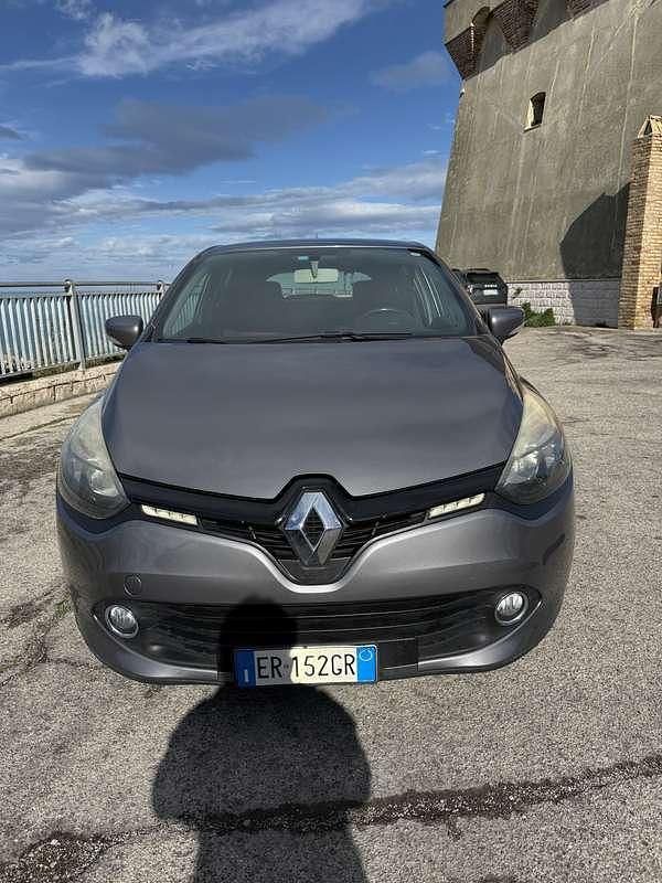 Usata Renault Clio IV 75 CV (55 kW) 2013 Berlina