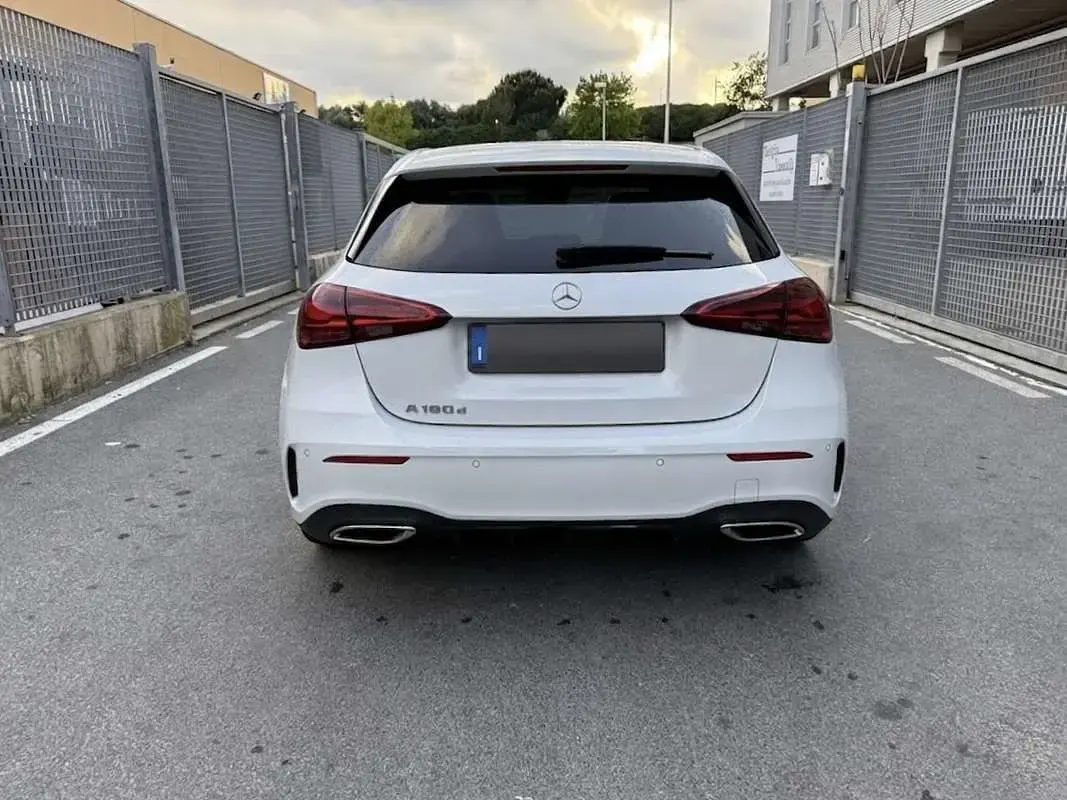 Usata Mercedes A180 Advanced Plus 116 CV (85 kW) 2023 Bianco Berlina
