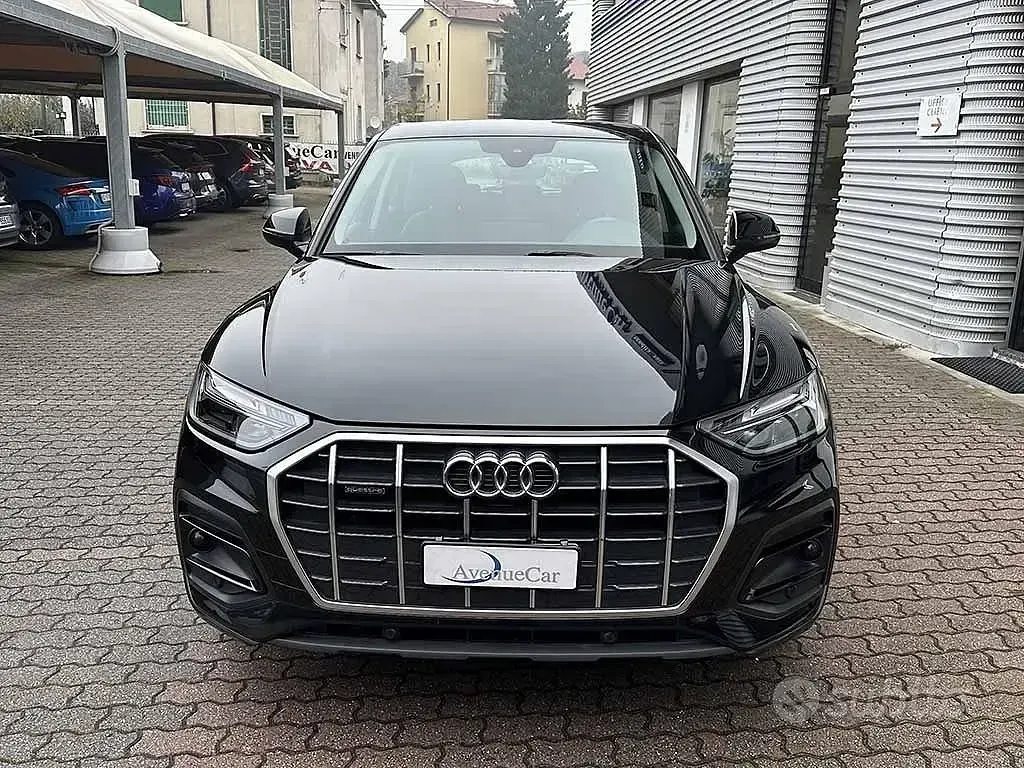 Usata Audi Q5 Sportback Ambiente 204 CV (150 kW) 2022 Nero / metallizzato SUV