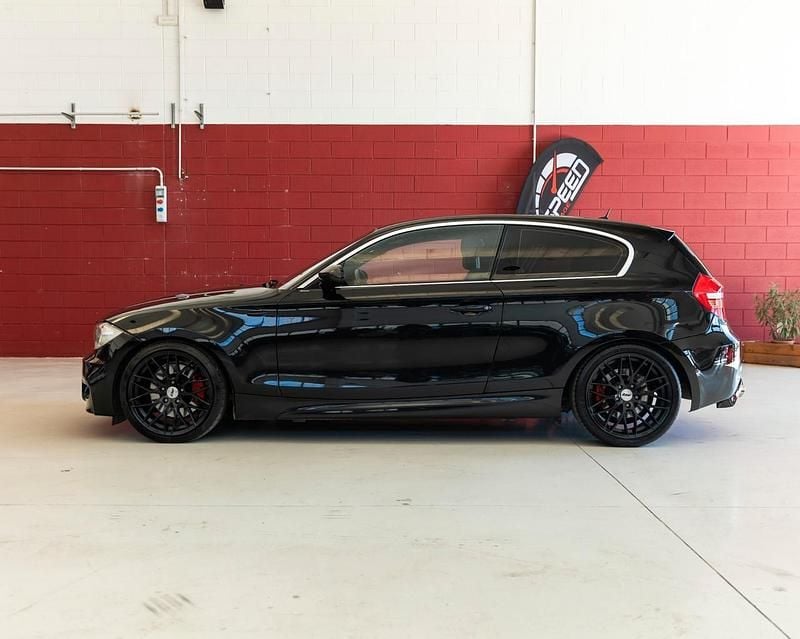 Usata BMW 130 M Sport 265 CV (194 kW) 2008 Nero Utilitaria