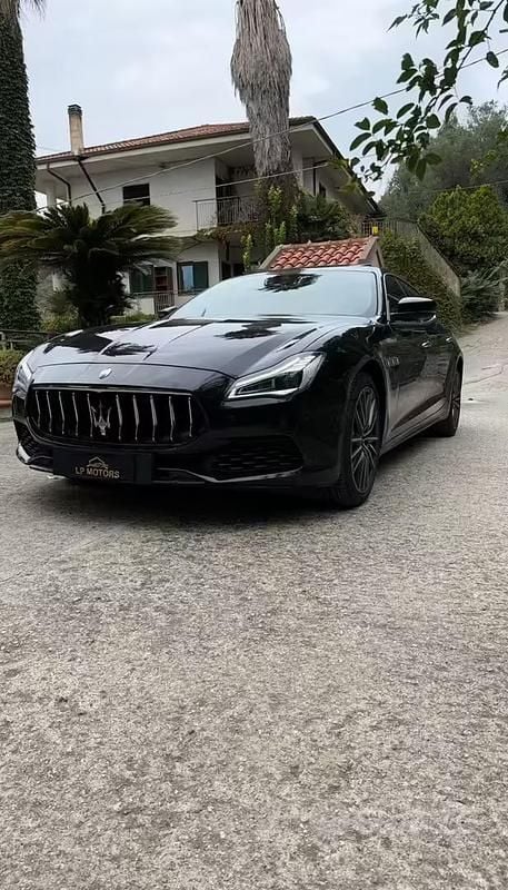 Usata Maserati Quattroporte GranLusso 275 CV (202 kW) 2020 Nero Berlina