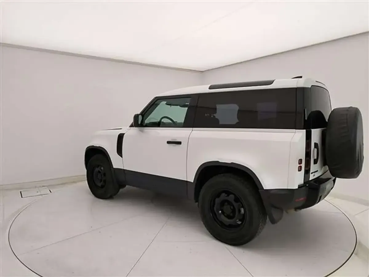 Usata Land Rover Defender S 200 CV (147 kW) 2021 Bianco SUV