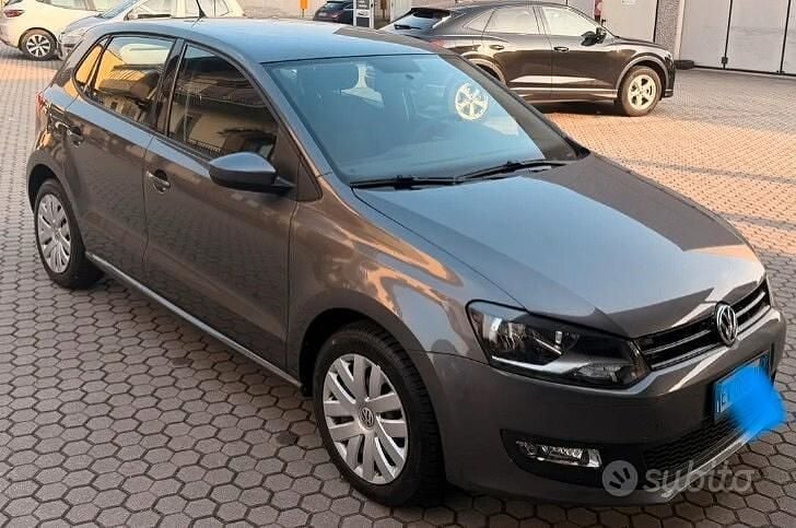 Usata VW Polo Comfortline 70 CV (51 kW) 2011 Grigio Utilitaria