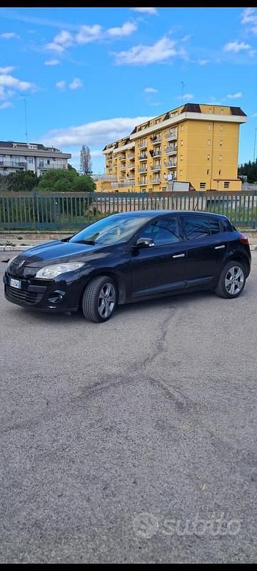 Usata Renault Mégane 110 CV (80 kW) 2010 Nero Berlina