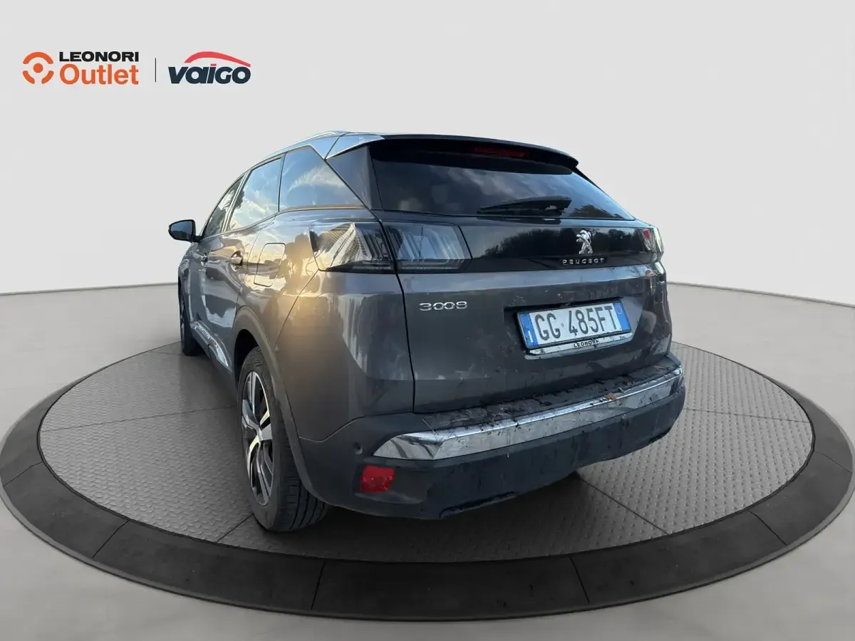 Usata Peugeot 3008 Allure 181 CV (133 kW) 2021 Grigio platinum SUV