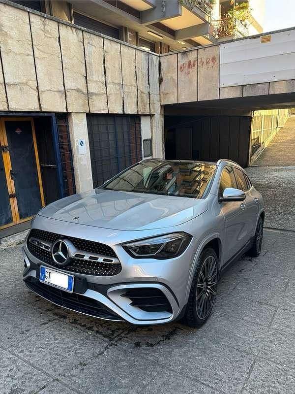 Usata Mercedes GLA200 Premium 150 CV (110 kW) 2024 SUV