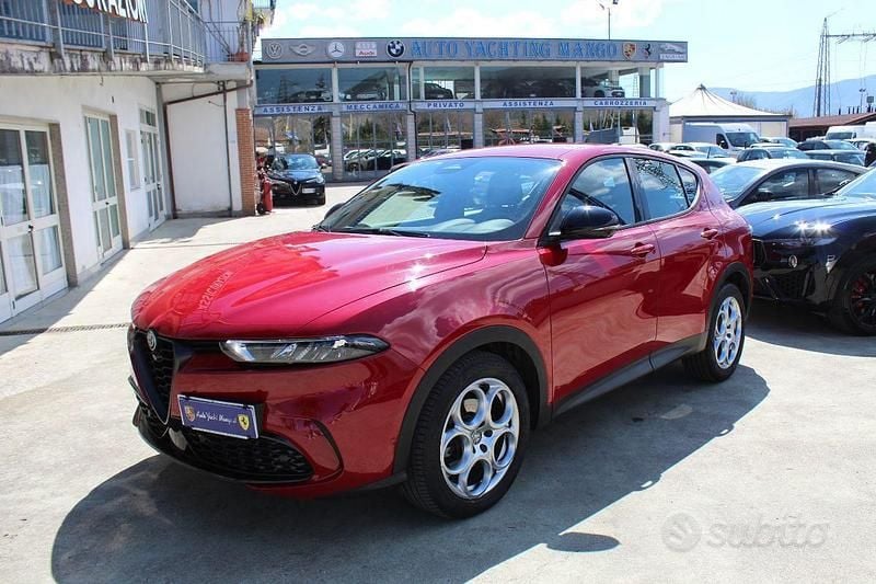 Usata Alfa Romeo Tonale Sprint 131 CV (96 kW) 2023 Rosso SUV