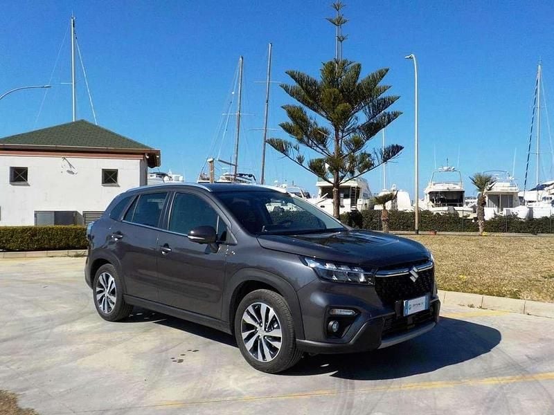 Usata Suzuki SX4 S-Cross 129 CV (94 kW) 2023 Grigio SUV