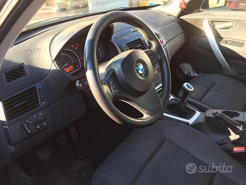 Usata BMW X3 150 CV (110 kW) 2005 Grigio SUV