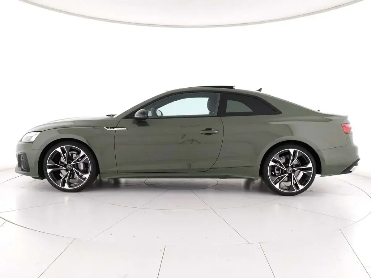Nuova Audi Coupé S-Line 204 CV (150 kW) 2025 Verde distretto metallizzato Coupé