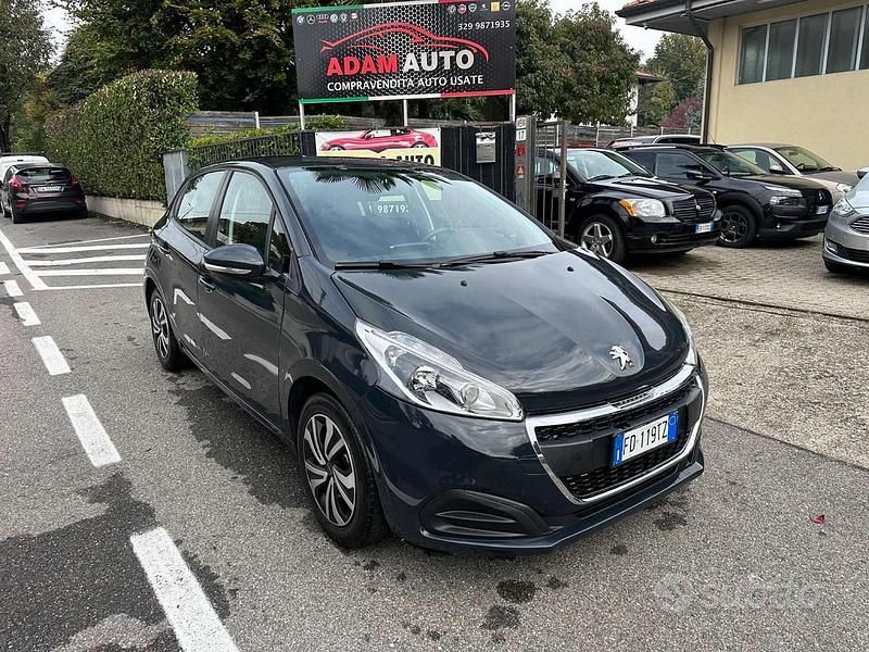 Usata Peugeot 208 Active 68 CV (50 kW) 2016 Grigio Utilitaria